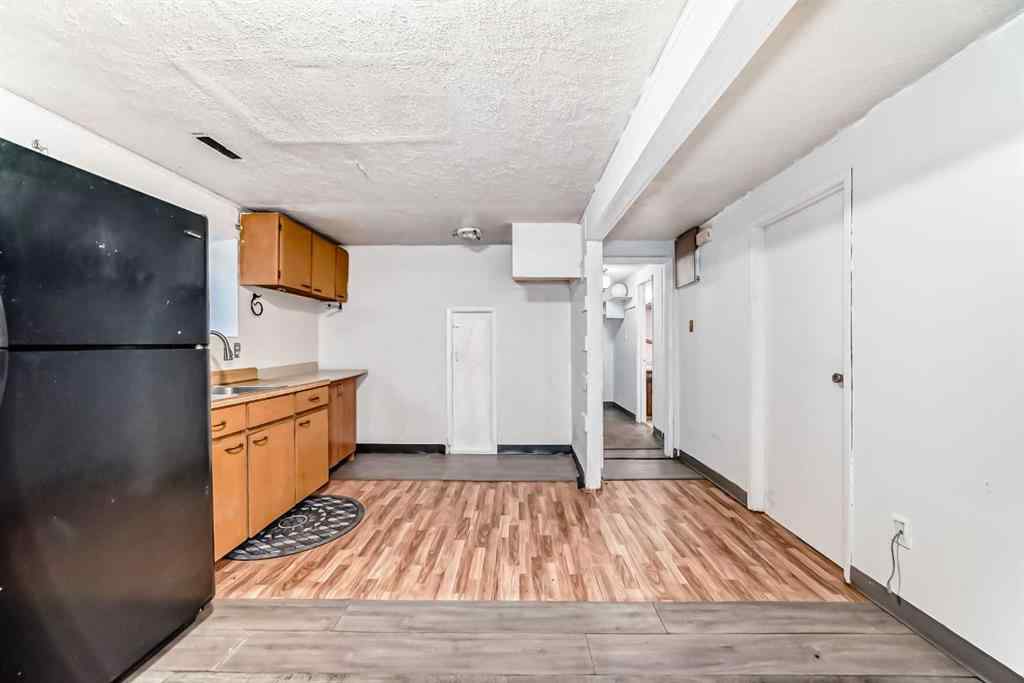 MLS® A2244407 - 221 Theodore Place NW in Thorncliffe Calgary, Residential