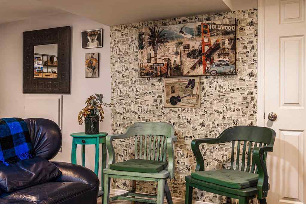 MLS® A2244410 - 39 34 Avenue SW in Parkhill Calgary, Residential