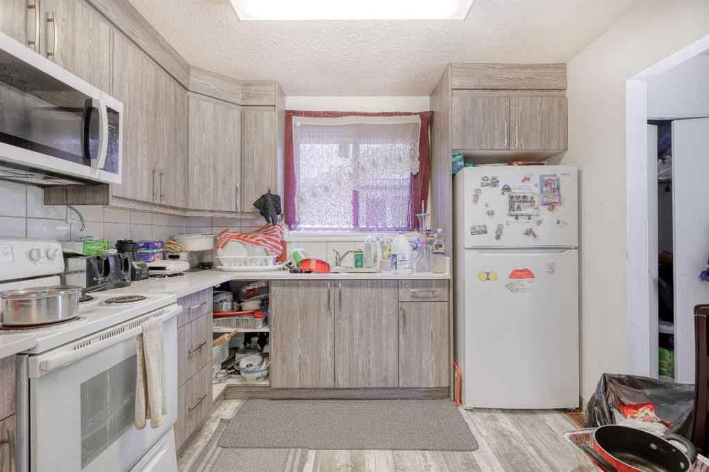 MLS® A2244412 - 3716 44 Avenue NE in Whitehorn Calgary, Residential