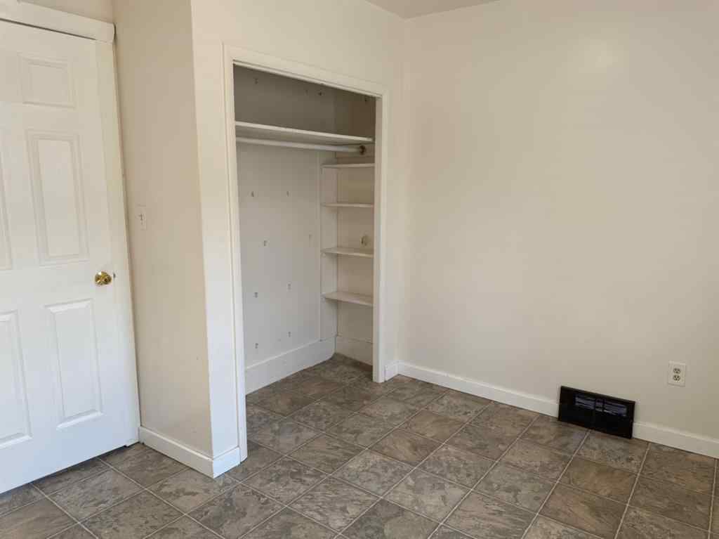 MLS® A2244418 - 220 Railway Avenue E   in NONE Maidstone, Residential