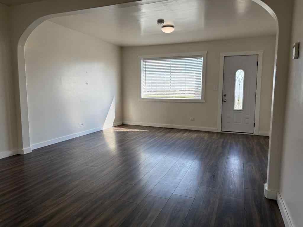 MLS® A2244418 - 220 Railway Avenue E   in NONE Maidstone, Residential