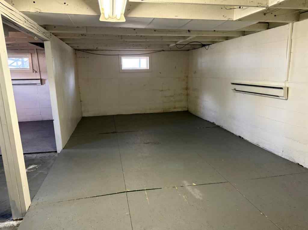 MLS® A2244418 - 220 Railway Avenue E   in NONE Maidstone, Residential