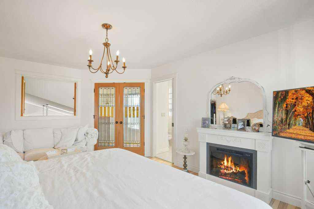 MLS® A2244422 - 3 Lyle Close  in Lakeway Landing Sylvan Lake, Residential