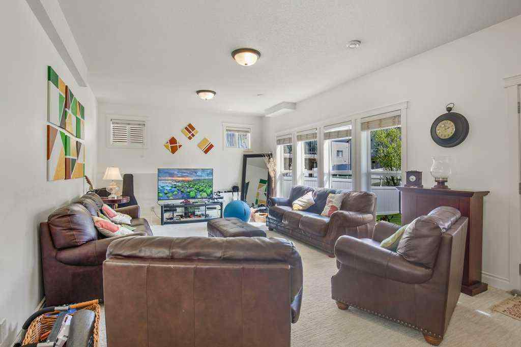 MLS® A2244422 - 3 Lyle Close  in Lakeway Landing Sylvan Lake, Residential