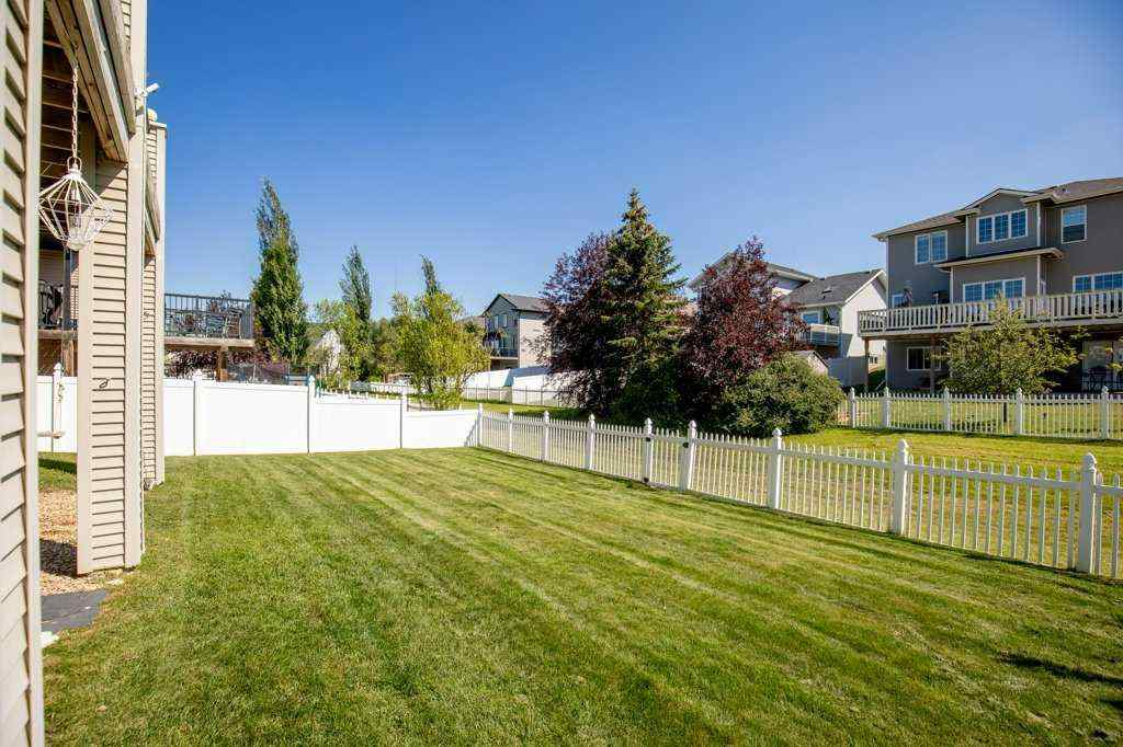MLS® A2244422 - 3 Lyle Close  in Lakeway Landing Sylvan Lake, Residential