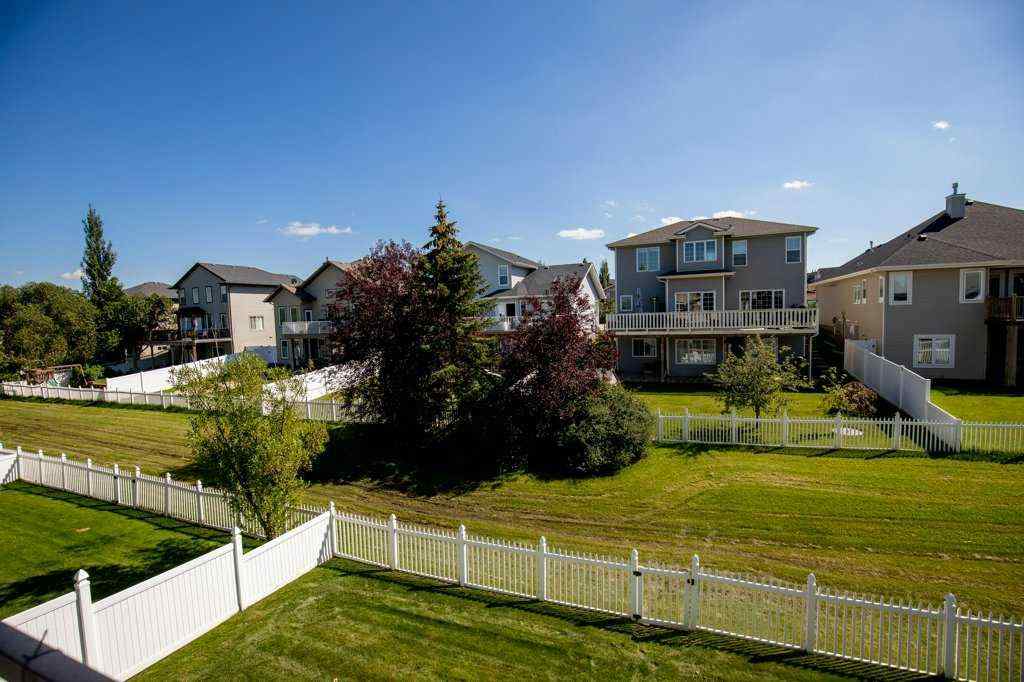 MLS® A2244422 - 3 Lyle Close  in Lakeway Landing Sylvan Lake, Residential