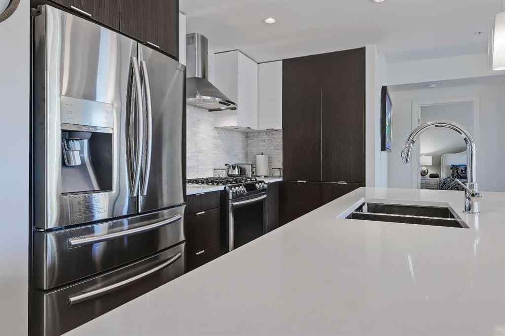 MLS® A2244428 - Unit #3404 930 6 Avenue SW in Downtown Commercial Core Calgary, Residential
