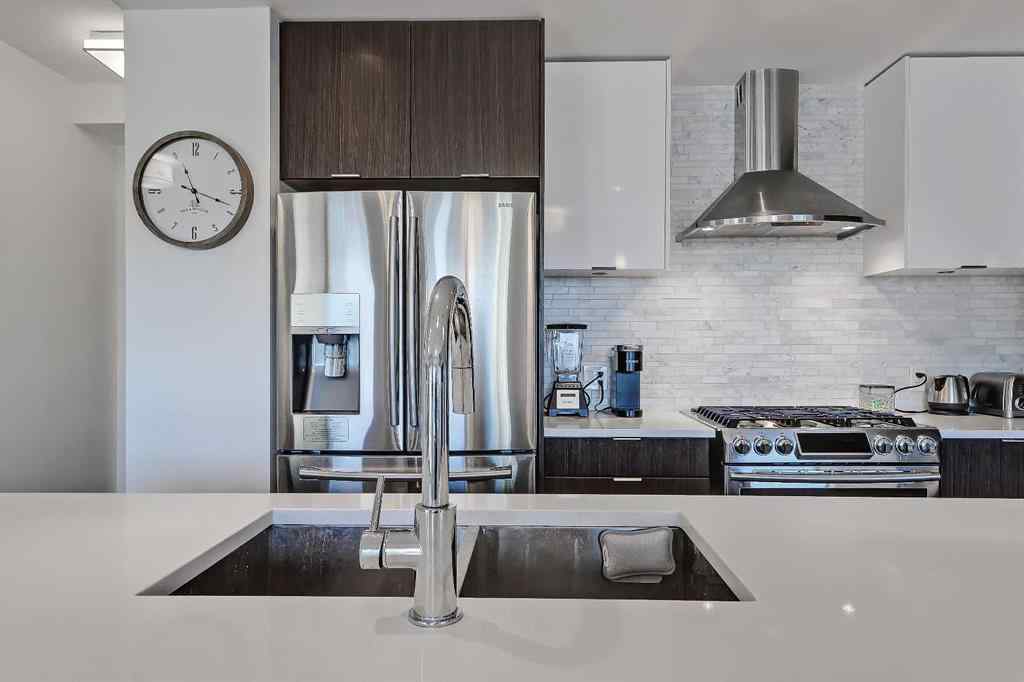 MLS® A2244428 - Unit #3404 930 6 Avenue SW in Downtown Commercial Core Calgary, Residential
