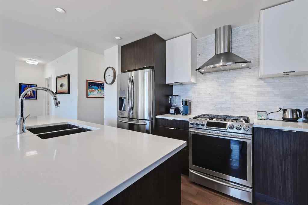 MLS® A2244428 - Unit #3404 930 6 Avenue SW in Downtown Commercial Core Calgary, Residential