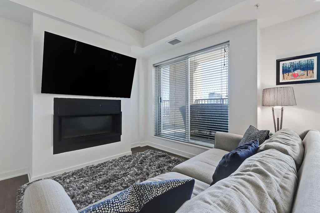 MLS® A2244428 - Unit #3404 930 6 Avenue SW in Downtown Commercial Core Calgary, Residential
