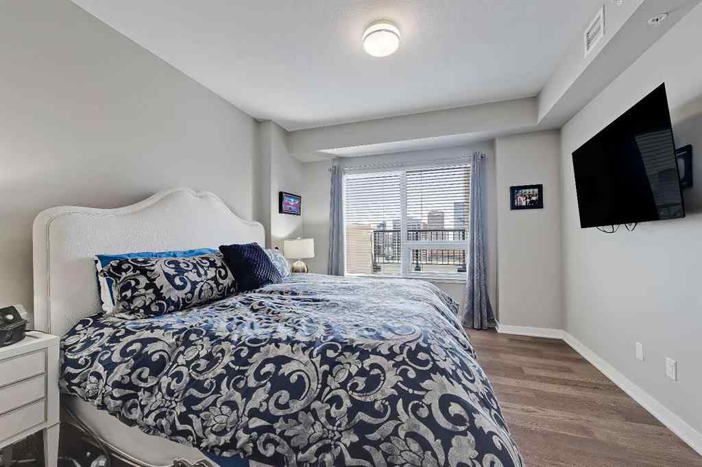MLS® A2244428 - Unit #3404 930 6 Avenue SW in Downtown Commercial Core Calgary, Residential