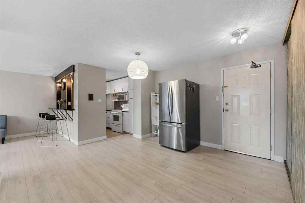 MLS® A2244433 - Unit #708 924 14 Avenue SW in Beltline Calgary, Residential