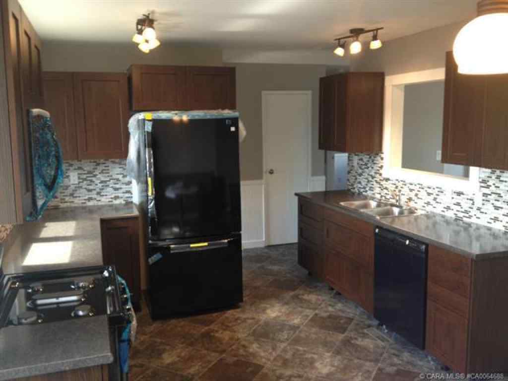 MLS® A2244439 - 18 Robinson Place  in Bashaw Bashaw, Residential