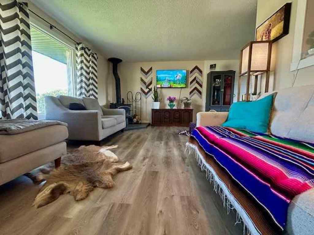 MLS® A2244439 - 18 Robinson Place  in Bashaw Bashaw, Residential