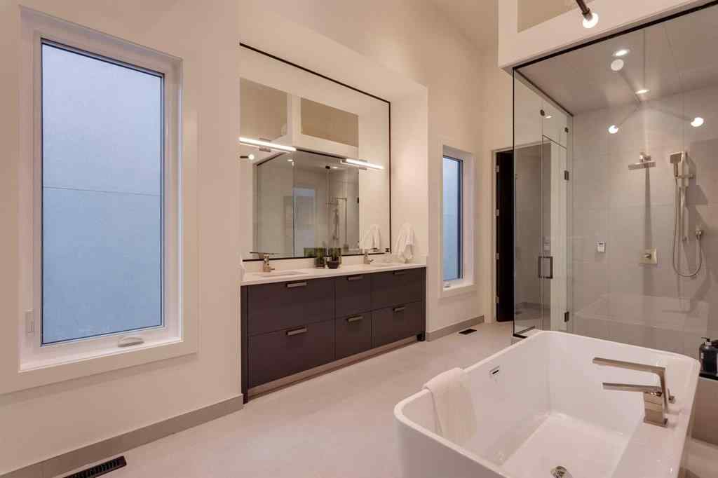 MLS® A2244442 - 2036 30 Avenue SW in South Calgary Calgary, Residential