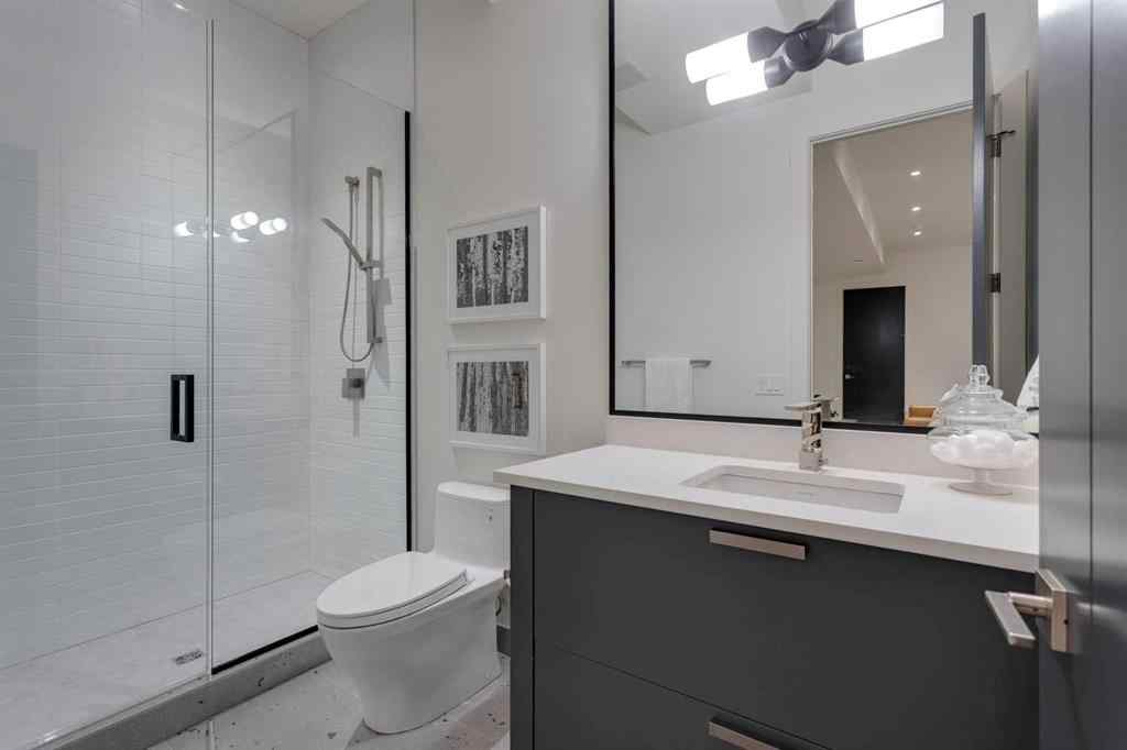 MLS® A2244442 - 2036 30 Avenue SW in South Calgary Calgary, Residential