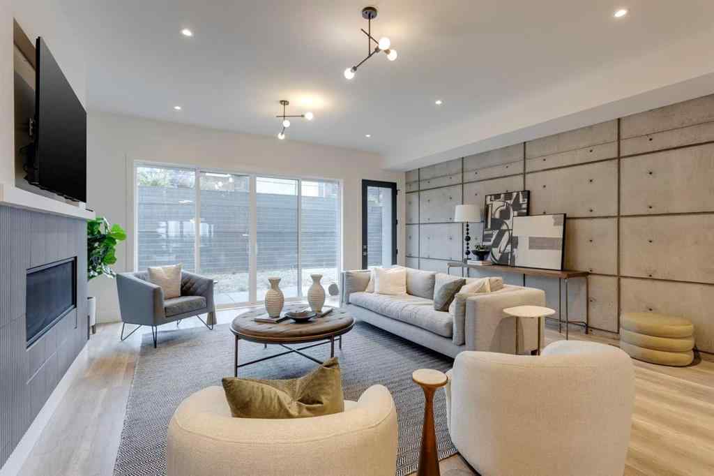 MLS® A2244442 - 2036 30 Avenue SW in South Calgary Calgary, Residential