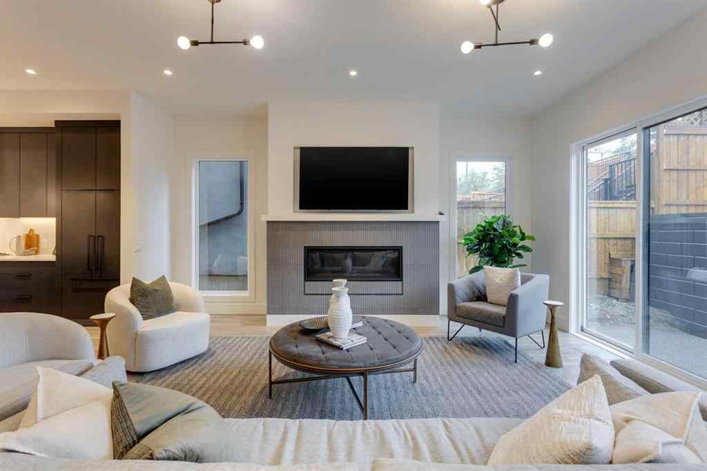 MLS® A2244442 - 2036 30 Avenue SW in South Calgary Calgary, Residential