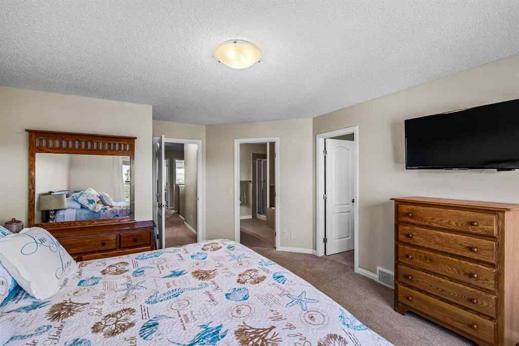 MLS® A2244470 - 287 Sunset Point  in Sunset Ridge Cochrane, Residential