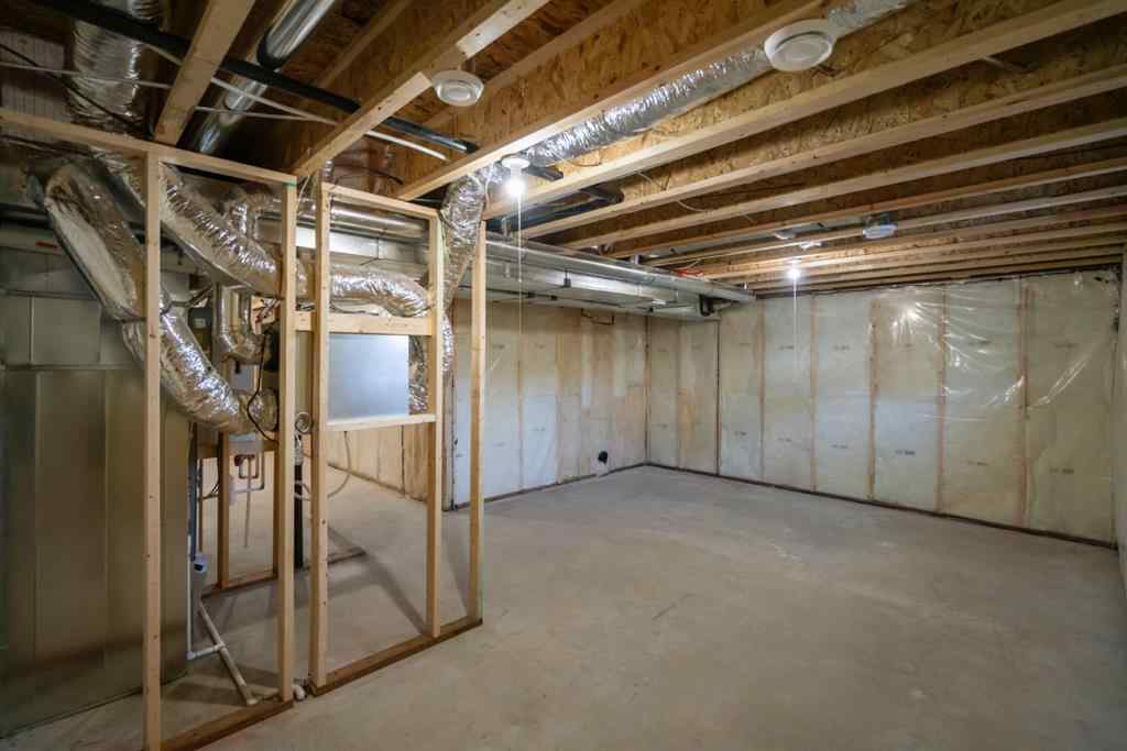 MLS® A2244478 - 7514 38A Avenue  in Southwest Meadows Camrose, Residential
