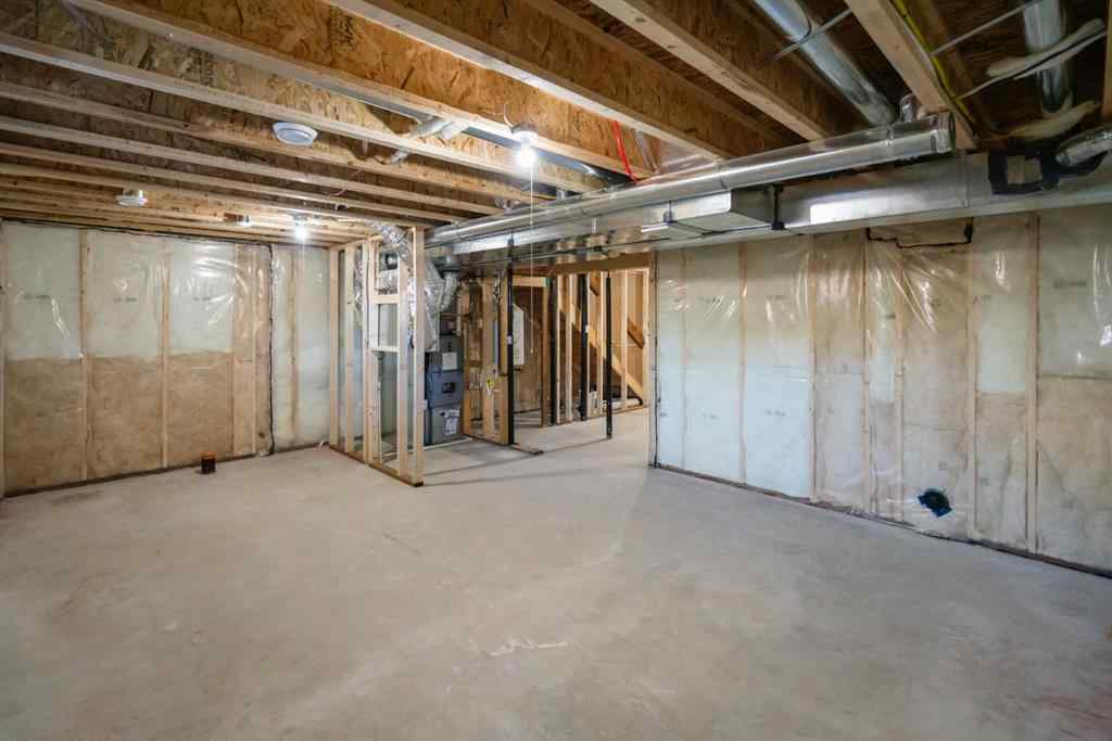 MLS® A2244478 - 7514 38A Avenue  in Southwest Meadows Camrose, Residential