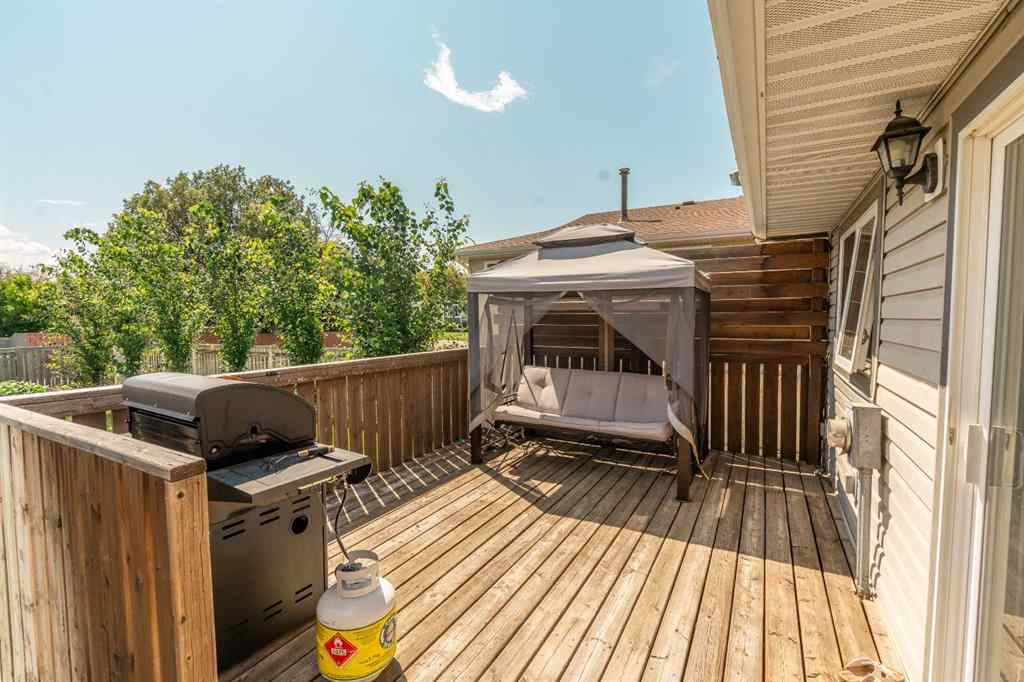 MLS® A2244480 - 4806 60 Ave   in NONE Taber, Residential