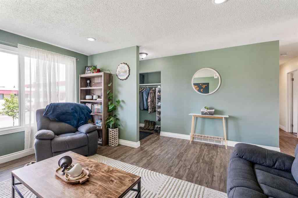 MLS® A2244480 - 4806 60 Ave   in NONE Taber, Residential