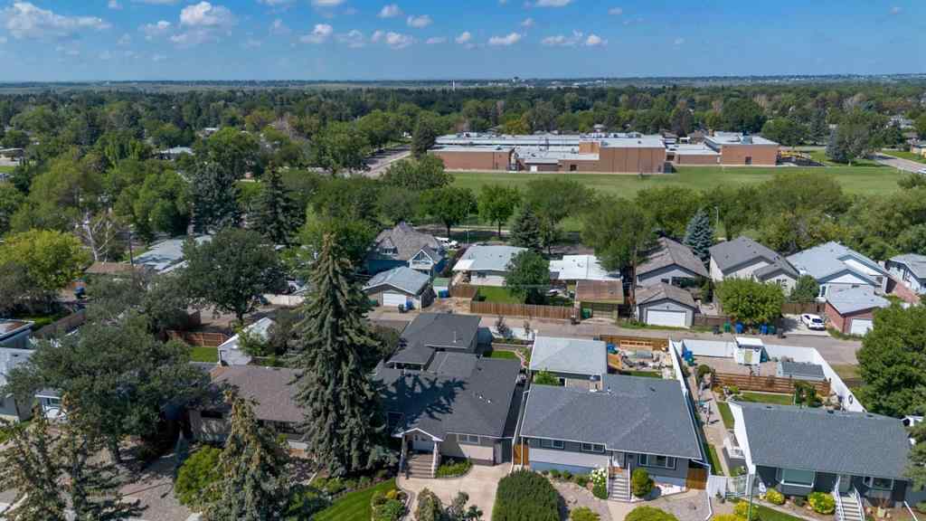 MLS® A2244482 - 1130 24 Street S in Victoria Park Lethbridge, Residential