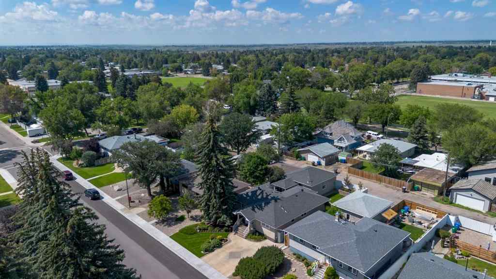 MLS® A2244482 - 1130 24 Street S in Victoria Park Lethbridge, Residential