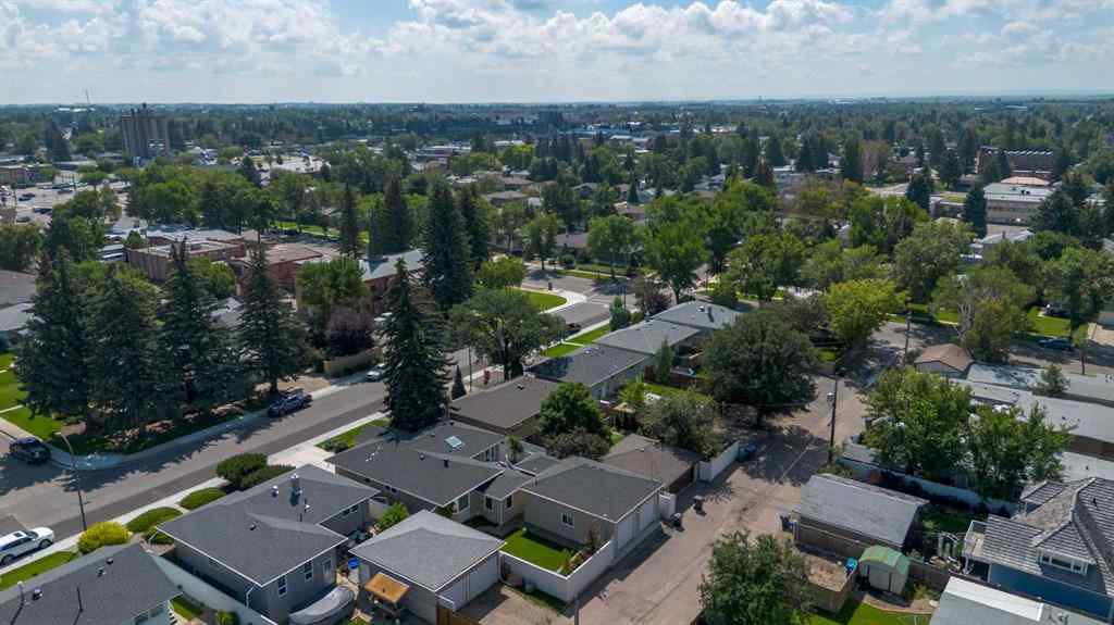 MLS® A2244482 - 1130 24 Street S in Victoria Park Lethbridge, Residential