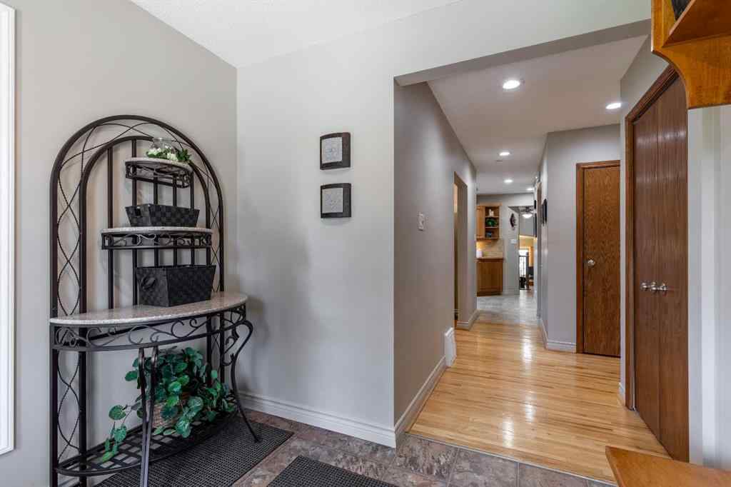 MLS® A2244482 - 1130 24 Street S in Victoria Park Lethbridge, Residential
