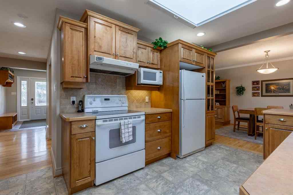 MLS® A2244482 - 1130 24 Street S in Victoria Park Lethbridge, Residential