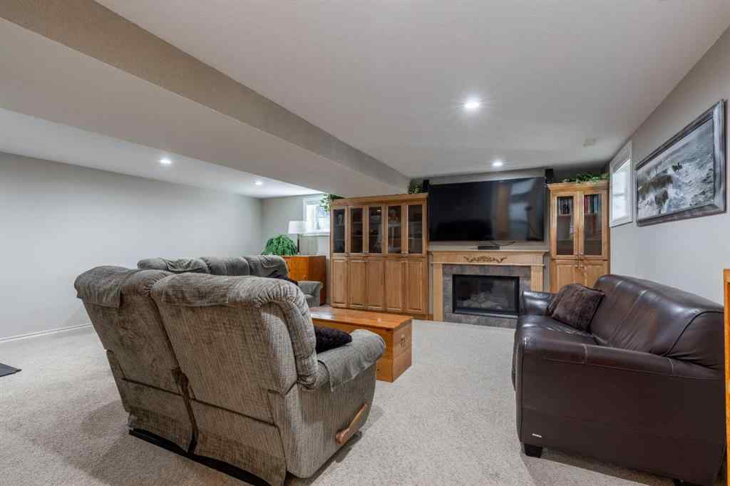 MLS® A2244482 - 1130 24 Street S in Victoria Park Lethbridge, Residential