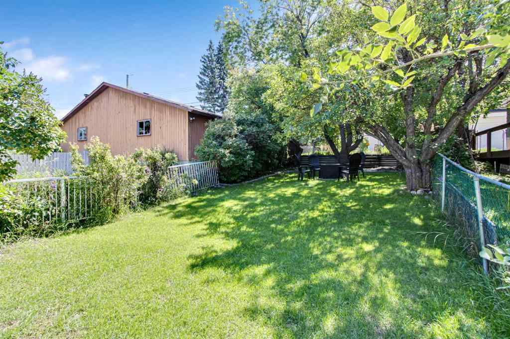 MLS® A2244490 - 3007 12 Avenue SW in Shaganappi Calgary, Residential
