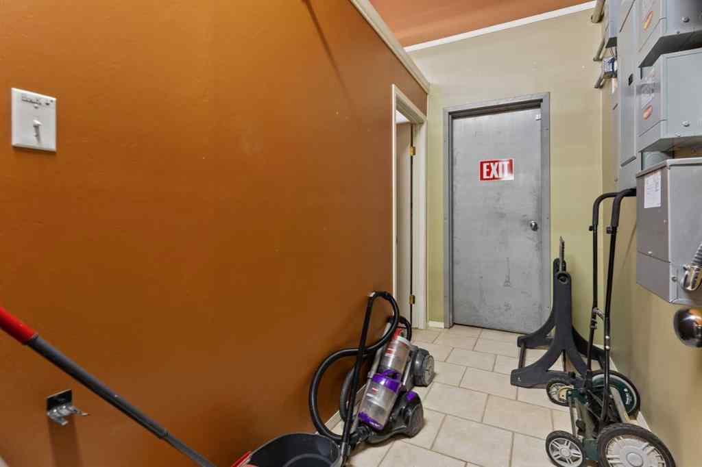 MLS® A2244491 - 5203 51 Avenue  in Downtown Camrose Camrose, Commercial