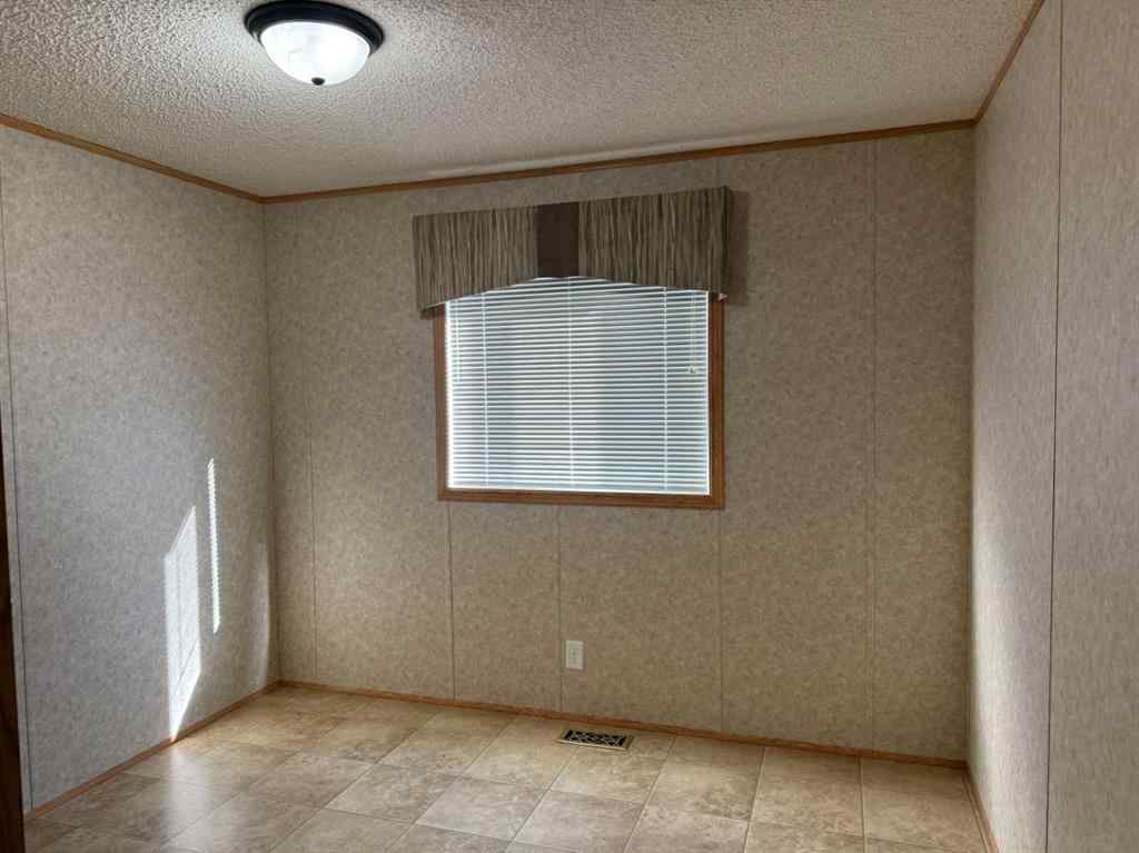 MLS® A2244493 - Unit #6 1229 Waterton Avenue  in NONE Pincher Creek, Mobile