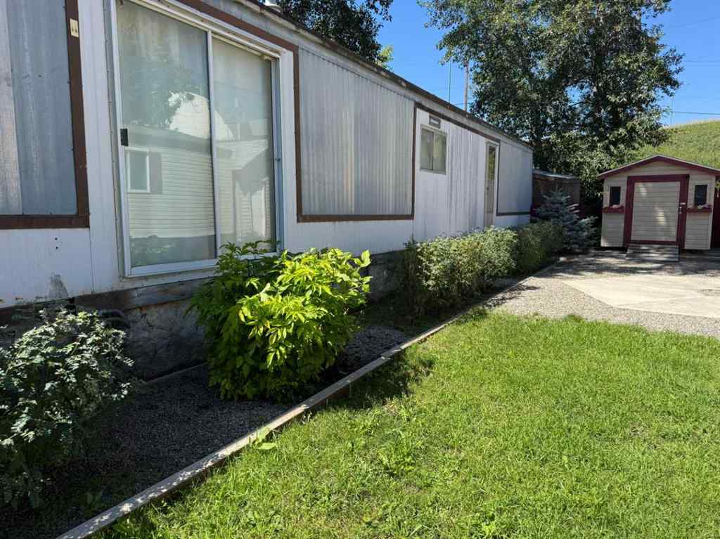 MLS® A2244493 - Unit #6 1229 Waterton Avenue  in NONE Pincher Creek, Mobile