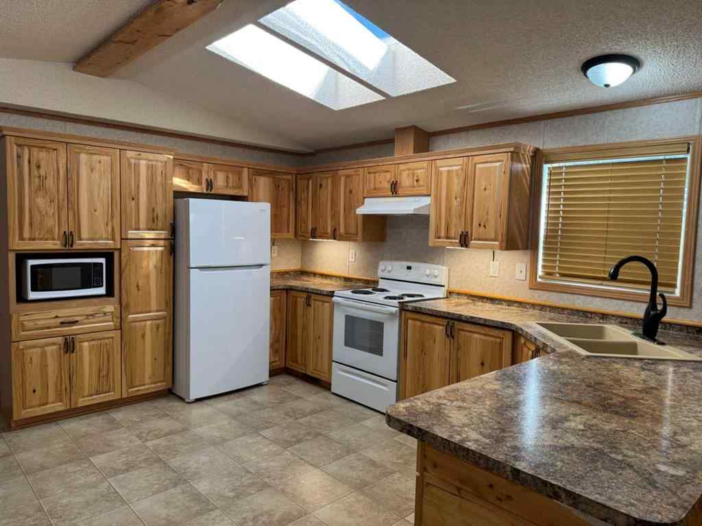 MLS® A2244493 - Unit #6 1229 Waterton Avenue  in NONE Pincher Creek, Mobile