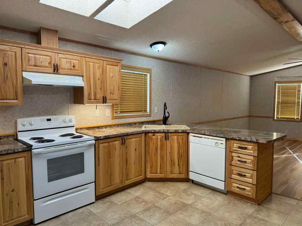 MLS® A2244493 - Unit #6 1229 Waterton Avenue  in NONE Pincher Creek, Mobile
