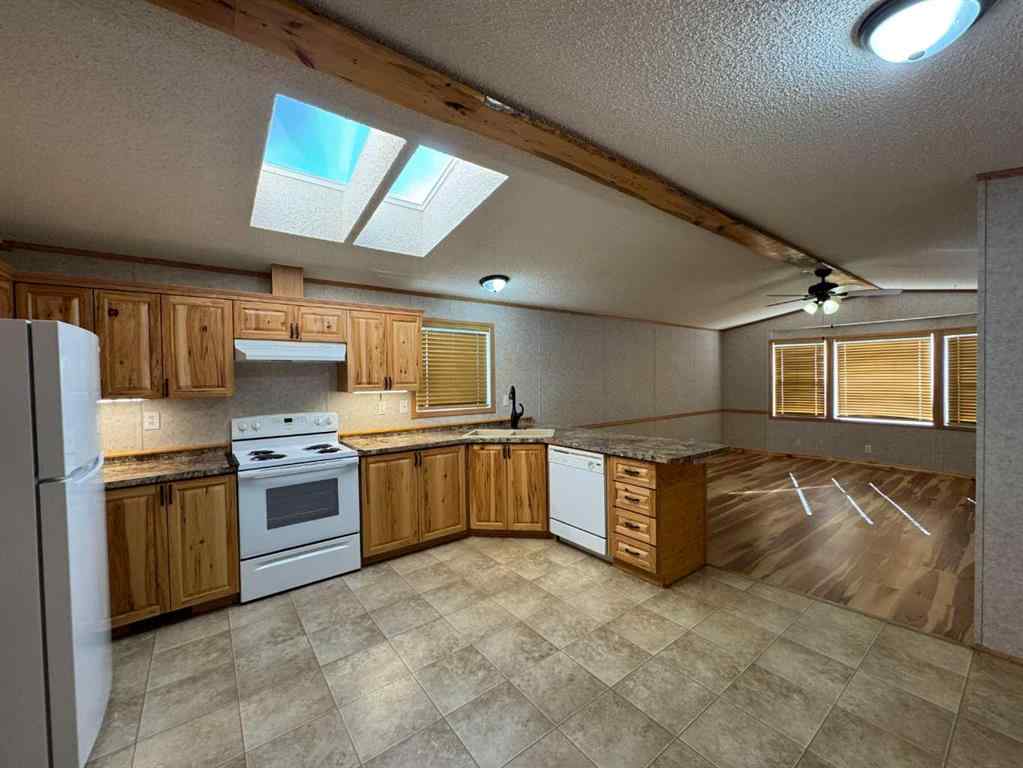 MLS® A2244493 - Unit #6 1229 Waterton Avenue  in NONE Pincher Creek, Mobile