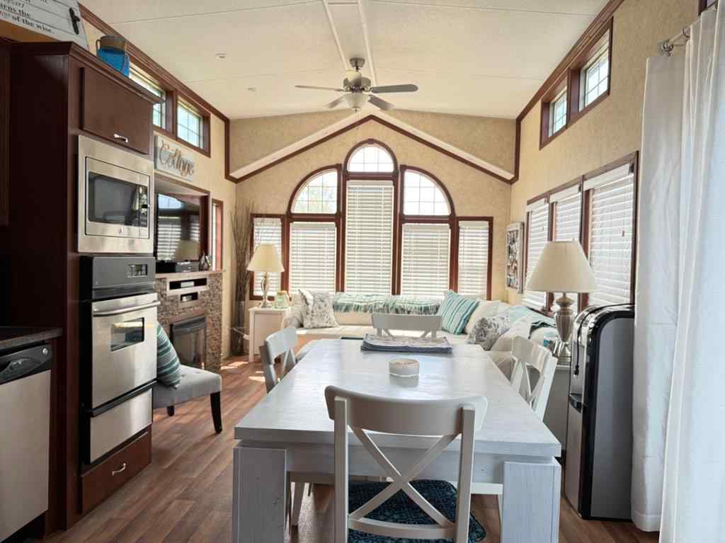 MLS® A2244518 - 1123 Oak Avenue  in NONE Lac Des Iles, Residential