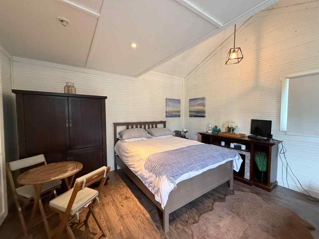 MLS® A2244518 - 1123 Oak Avenue  in NONE Lac Des Iles, Residential