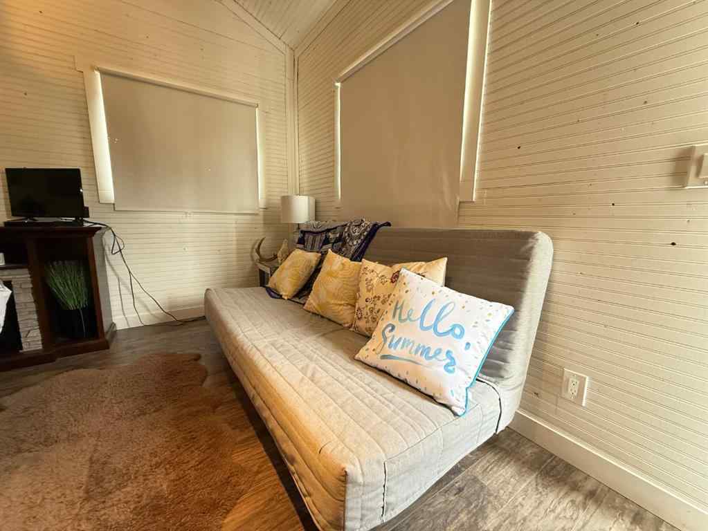 MLS® A2244518 - 1123 Oak Avenue  in NONE Lac Des Iles, Residential
