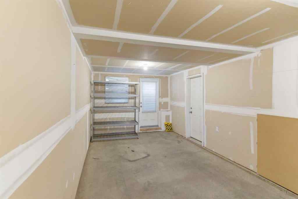 MLS&reg; # A2244520 - 172 New Brighton Point SE in New Brighton Calgary, Residential Open Houses