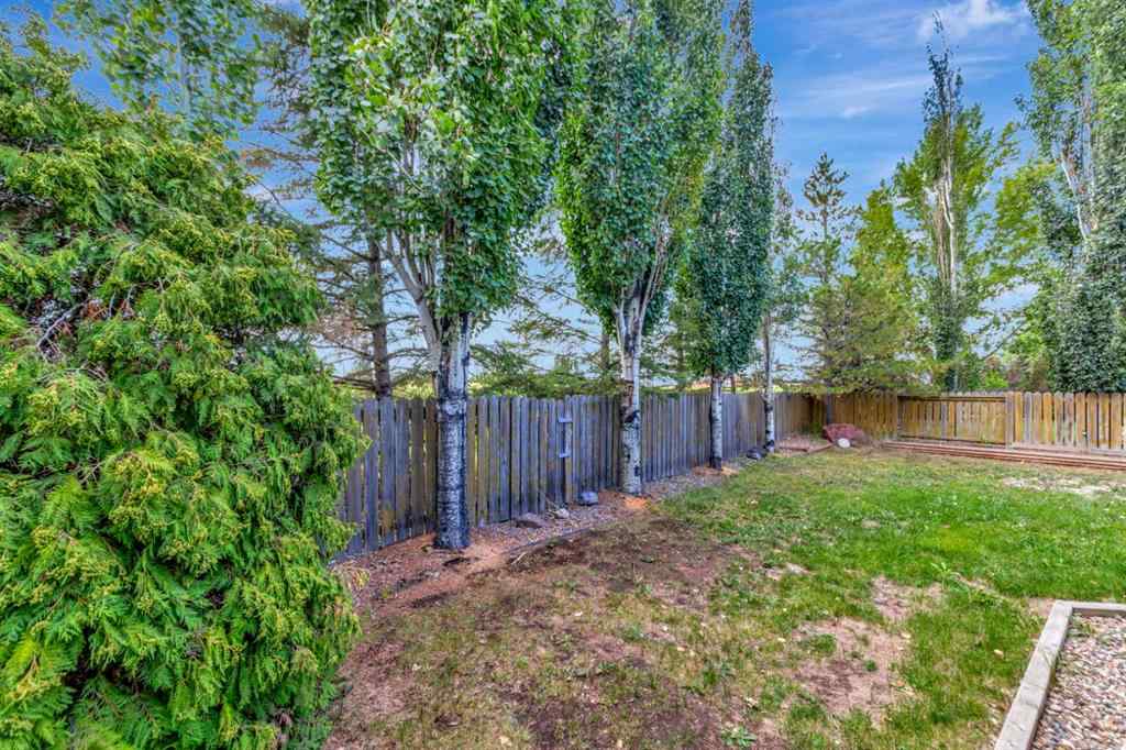 MLS® A2244522 - 4028 60 Avenue  in Southridge Lloydminster, Residential