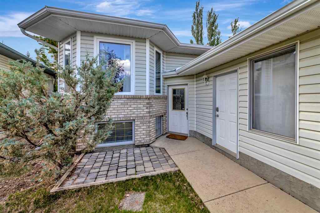 MLS® A2244522 - 4028 60 Avenue  in Southridge Lloydminster, Residential