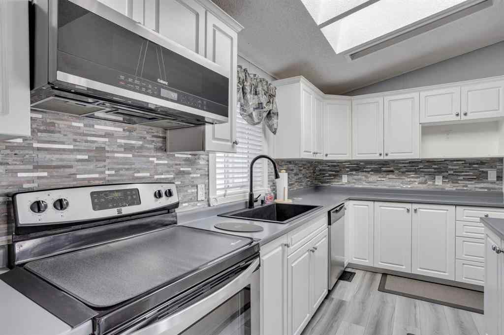 MLS® A2244525 - 125 Mckinlay Crescent  in Timberlea Fort McMurray, Residential