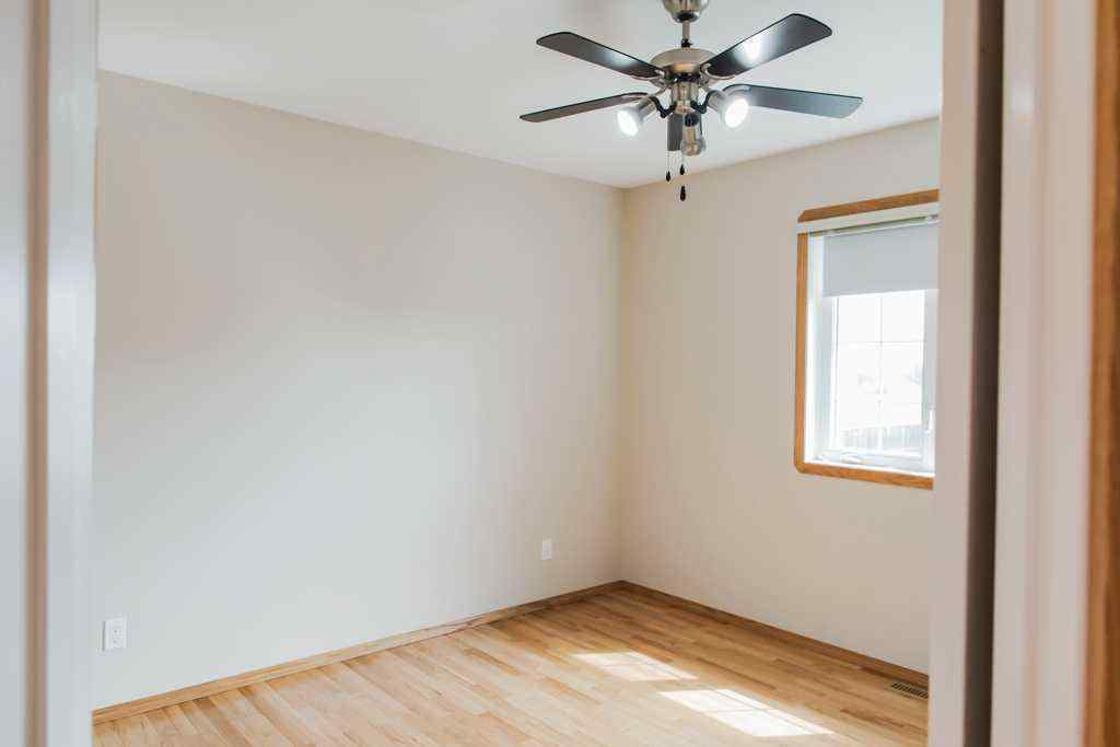 MLS® A2244530 - 10007 104 Street  in NONE Sexsmith, Residential