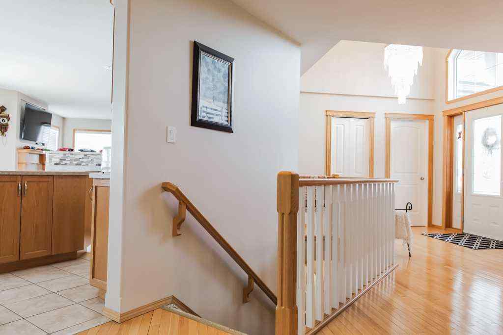 MLS® A2244530 - 10007 104 Street  in NONE Sexsmith, Residential