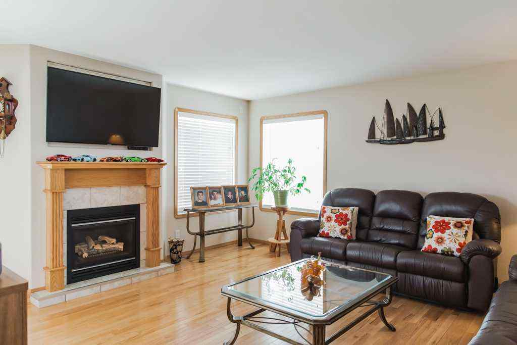 MLS® A2244530 - 10007 104 Street  in NONE Sexsmith, Residential
